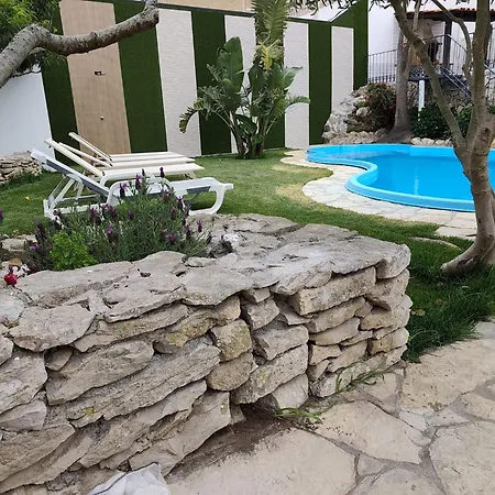 North Wind House Penzion Peniche